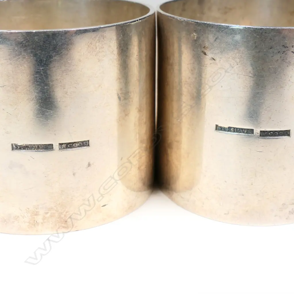 Two William Good (Gisborne) silver heavy napkin rings, Image 1++